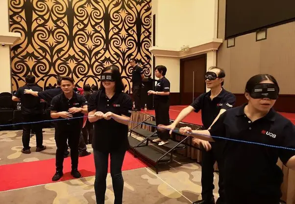 Blind Square Team Building Lombok